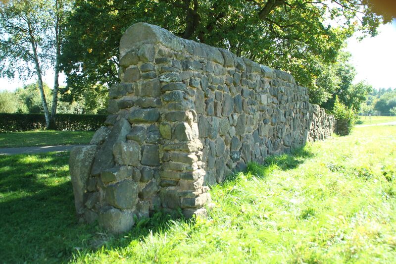 Datei:Herforst Langmauer.jpg