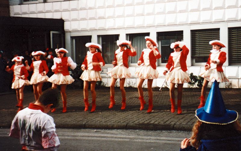 Datei:2000 Jugendgarde.jpg