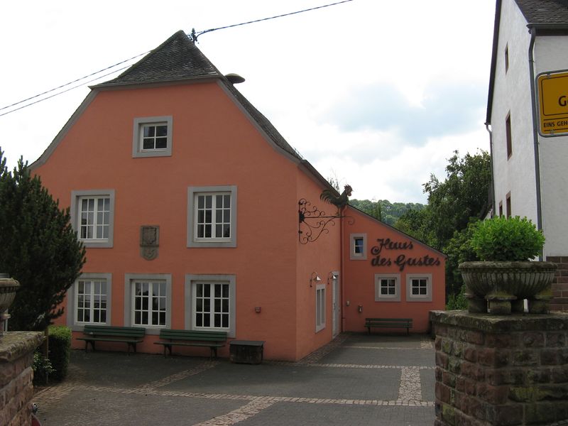 Datei:Haus des Gastes.jpg