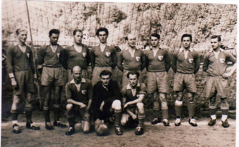 Datei:1956 1.Mannschaft.jpg