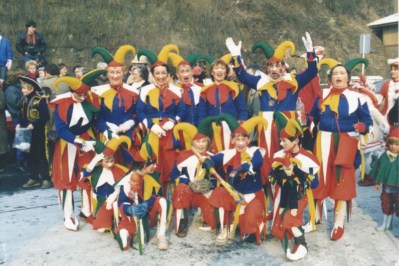 Datei:1986 Wehrbüschgruppe.jpg